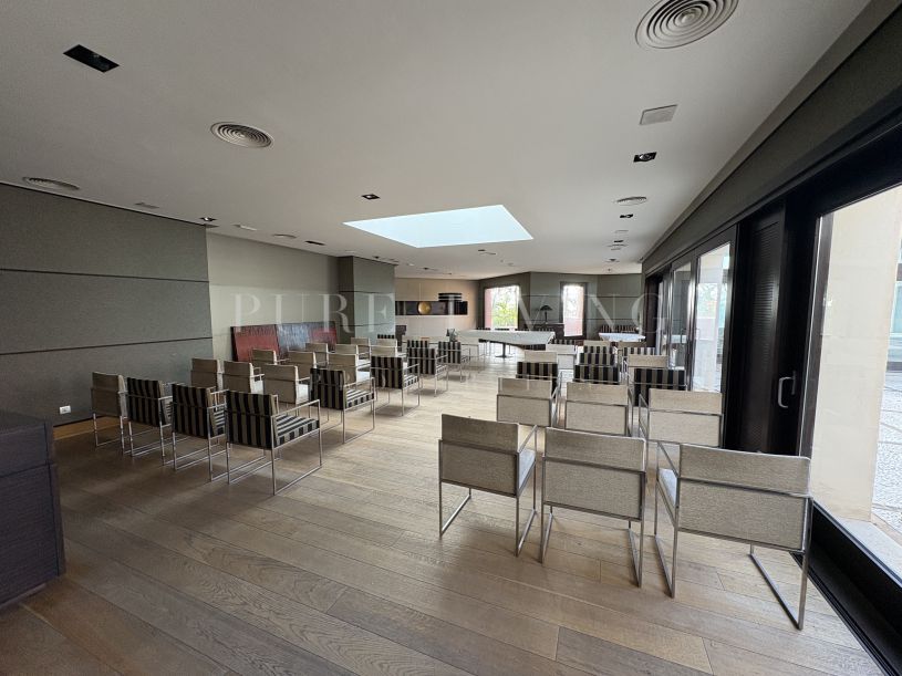 Exclusive Commercial Space for High-End Restaurant – Fully Equipped and Ready to Operate