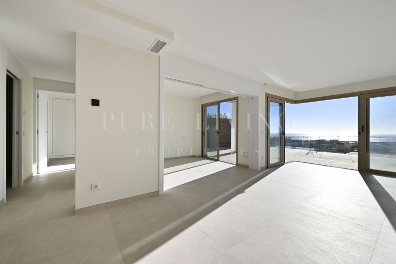 Luxury 2-Bedroom Elevated Ground Floor Residence with Private Pool and Panoramic Sea Views – La Cala de Mijas