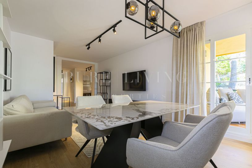 Appartement de trois chambres récemment rénové à Señorio de Aloha