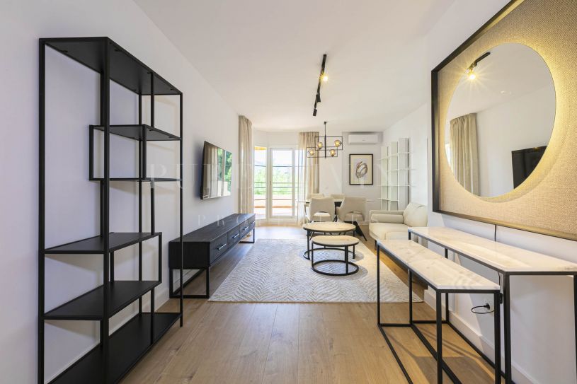 Appartement de trois chambres récemment rénové à Señorio de Aloha