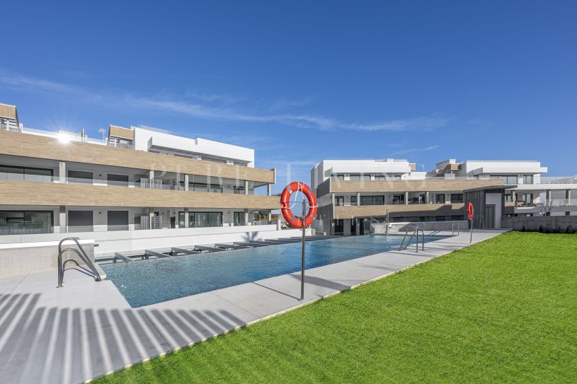 Modern appartement met 3 slaapkamers en exclusief uitzicht op zee.