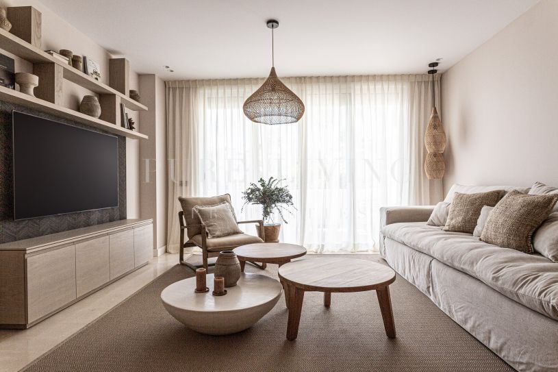 Key-Ready 3-Bedroom Frontline Beach Apartment