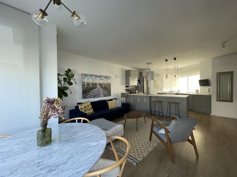 Exceptional 3-bedroom Duplex Penthouse with Sea and Mountain views, located in the prestigious Marbella House community