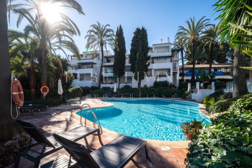 Penthouse voor korte termijn huur in Puente Romano II, Marbella Golden Mile