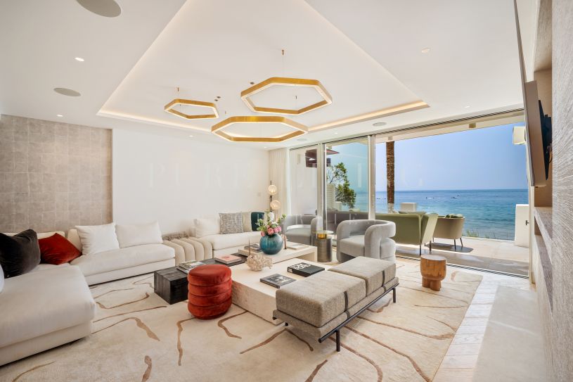 Penthouse duplex de 4 chambres en bord de mer avec piscine privée