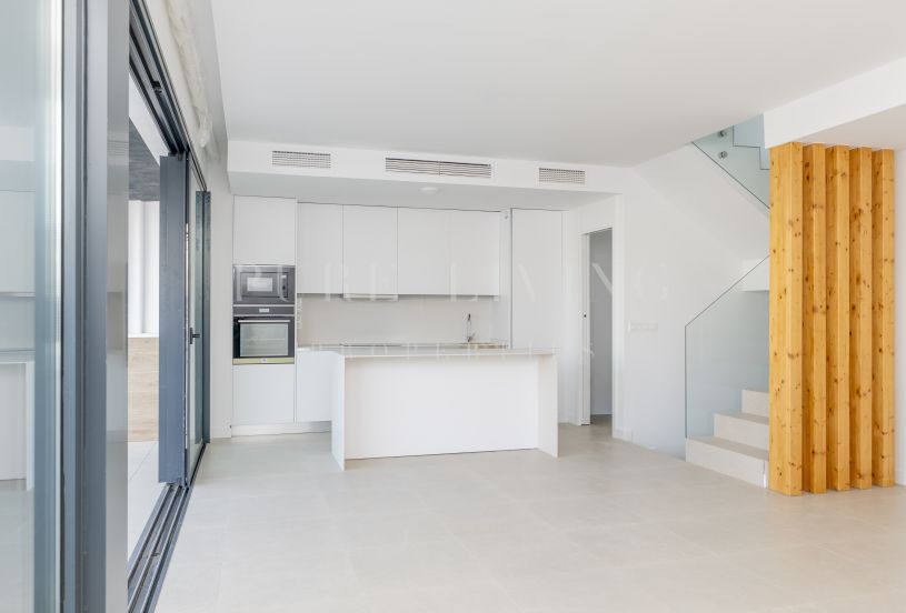 Exceptional brand new, three bedroom townhouse in Benahavis