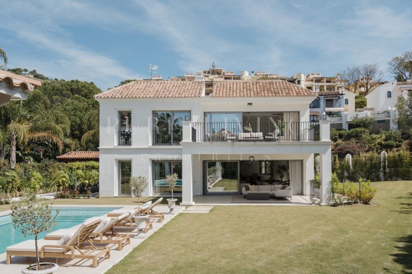 Impresionante villa familiar de nueva construcción en Los Arqueros