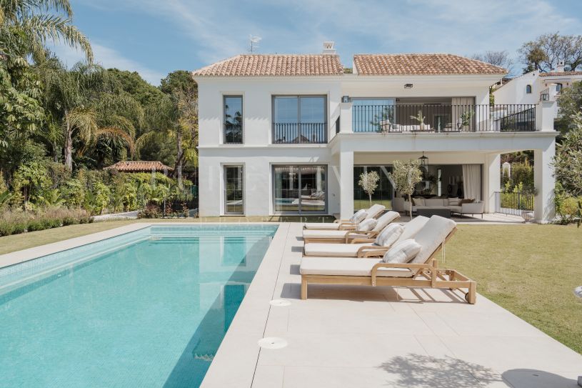 Impresionante villa familiar de nueva construcción en Los Arqueros