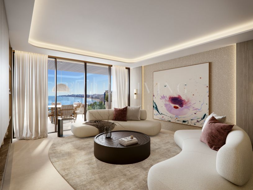 Modern 2-bedroom apartment with incredible sea views located in Carvajal, Fuengirola