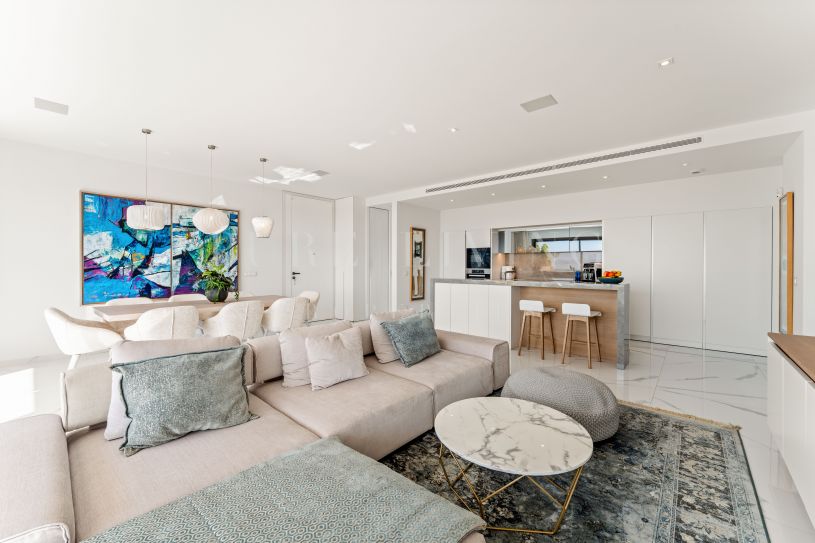 A contemporary three bedroom apartment in the exclusive BYU Hills for sale