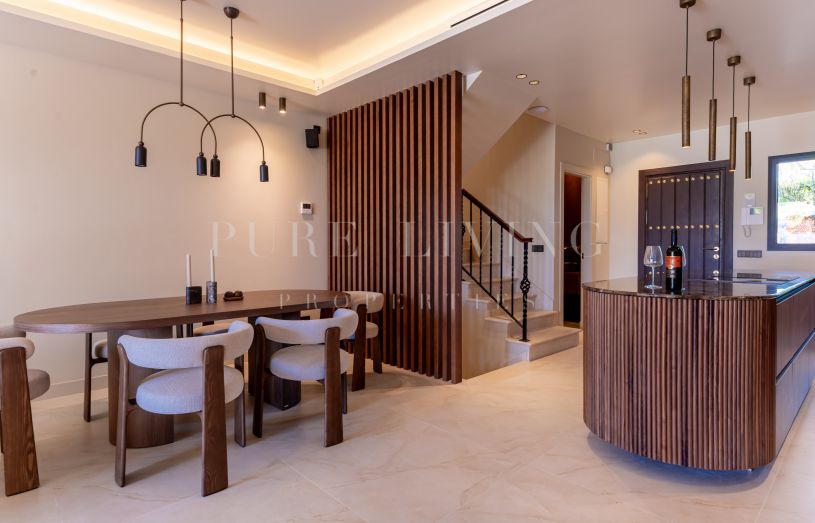 Maison familiale rénovée de quatre chambres au Monte Marbella Club, Altos de Puente Romano.