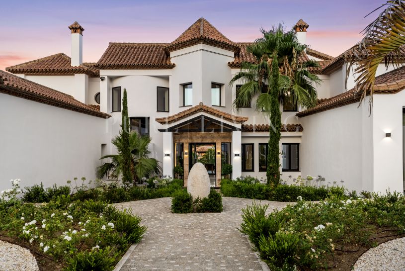 Elegancia Contemporánea con Vistas Panorámicas en Los Flamingos