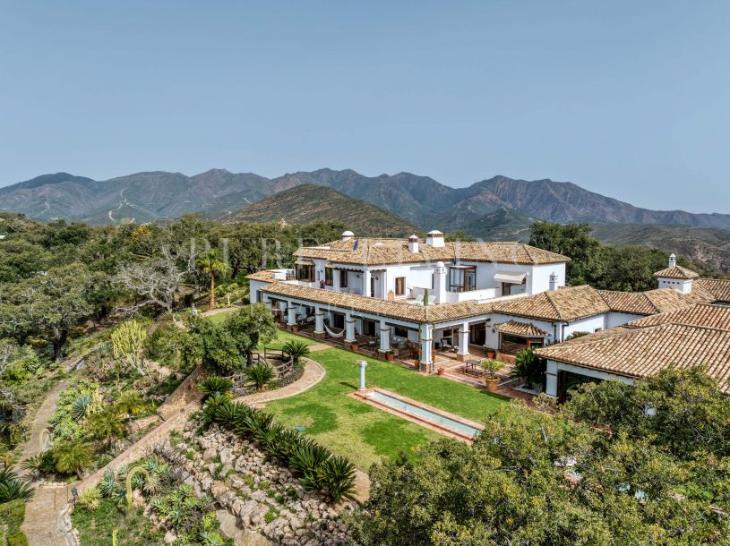 Magnífica villa con imponentes vistas panorámicas en La Mairena