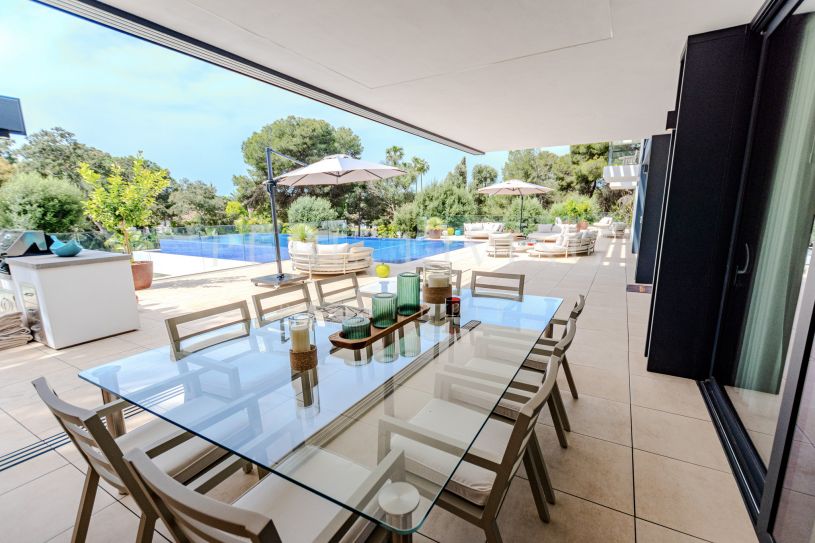 Impactante villa moderna en Kings and Queens de Sotogrande