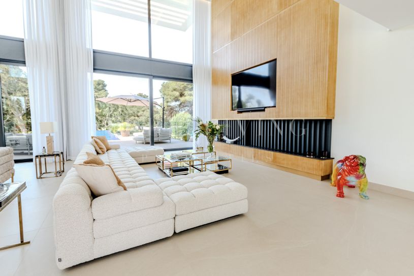 Impactante villa moderna en Kings and Queens de Sotogrande