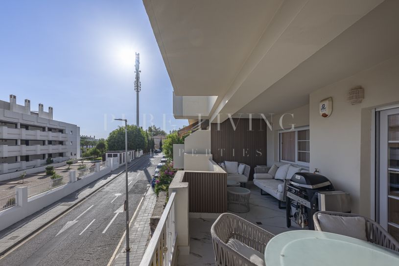 Elegant two bedroom apartment in Gala Placidia, Marbella Golden Mile