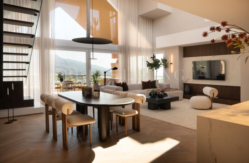 Penthouse Duplex de Luxe avec 3 Chambres, Piscine Privée et Vue Panoramique à Magna Marbella