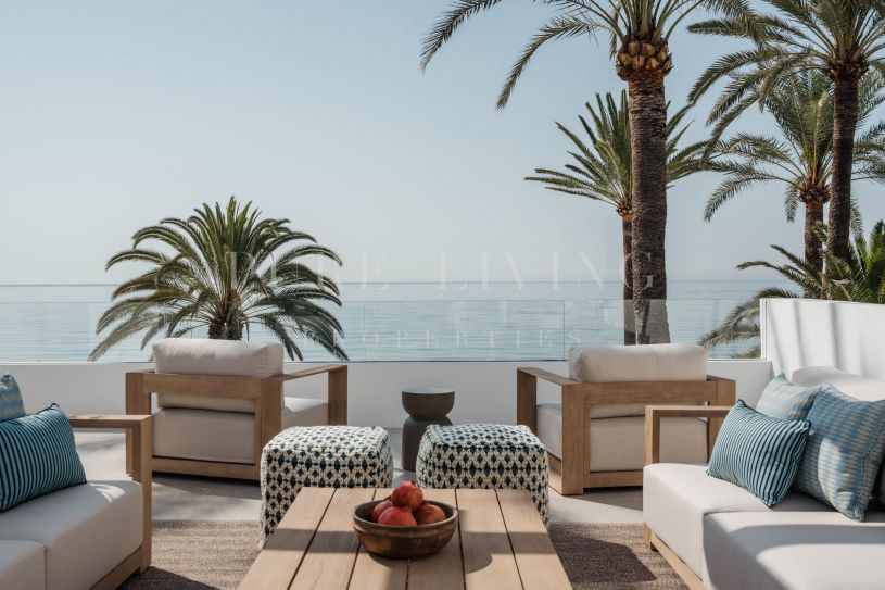 Uitzonderlijke Halfvrijstaande Woning in de Prestigieuze Oasis Club, Marbella’s Gouden Mijl