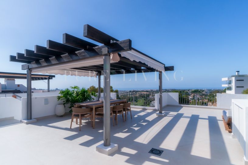 Exceptional Duplex Penthouse in La Quinta, Benahavís