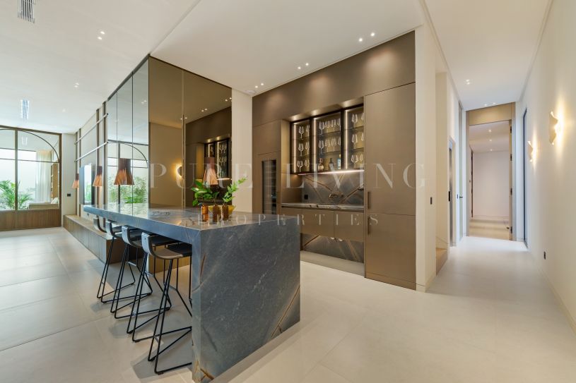 A Luxurious Retreat in the Heart of Nueva Andalucía