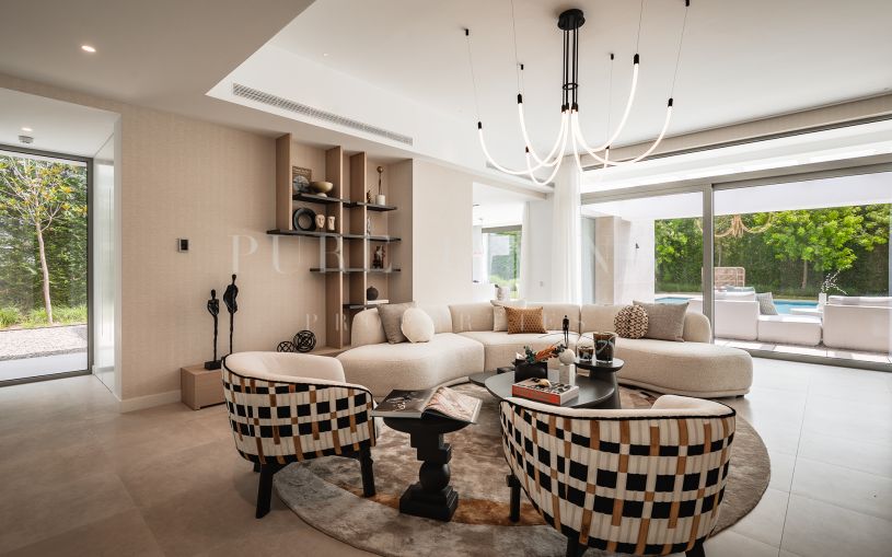 Sophisticated contemporary villa in El Paraiso, Estepona New Golden Mile