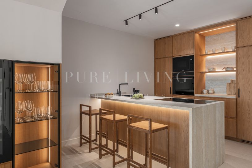 Contemporary Retreat in La Quinta