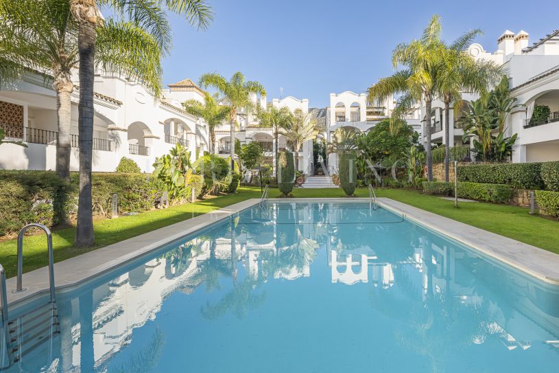 Elegant ground floor apartment, beautifully furnished, in Montebello Hills.