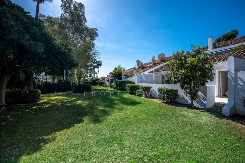 Newly renovated ground floor apartment in Nueva Andalucia