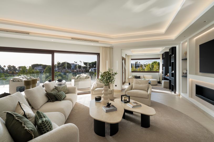 Villa Aura – Contemporary Elegance in El Herrojo