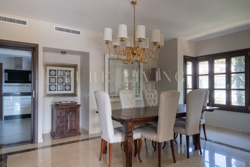 Elegant Mediterranean Villa with Sea Views in the Prestigious Gated Community of El Rosario, Marbella East