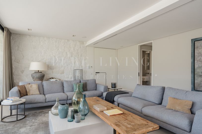 Villa de luxe à vendre près de la plage à Marbesa, Marbella Est