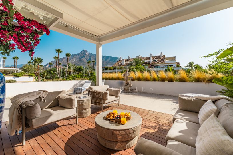 Penthouse Estelle | Lomas del Rey, Marbella Golden Mile