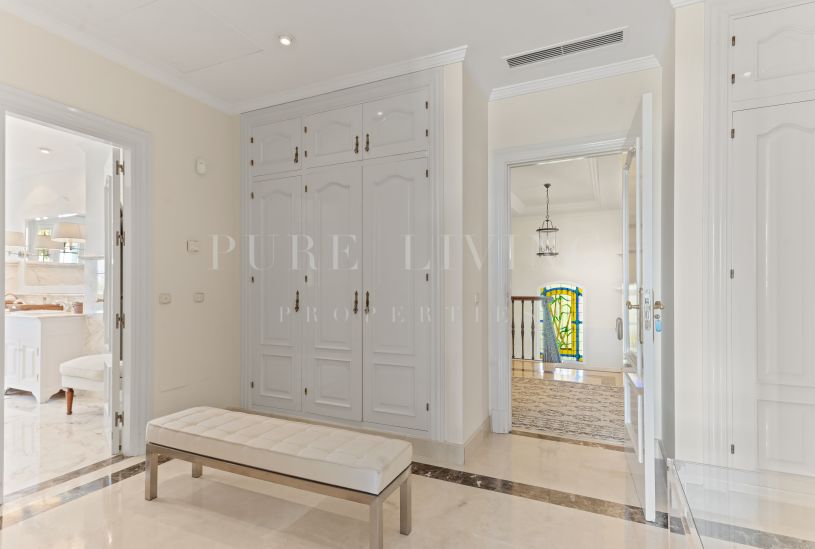 Villa Almar – Tijdloze elegantie in Bahía de Marbella