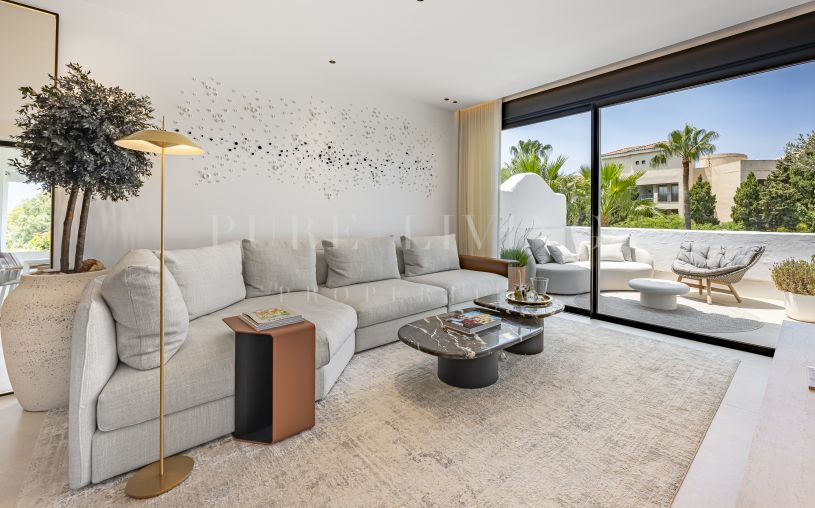 Renovated beachside apartment steps from the Beach in Puerto Banus