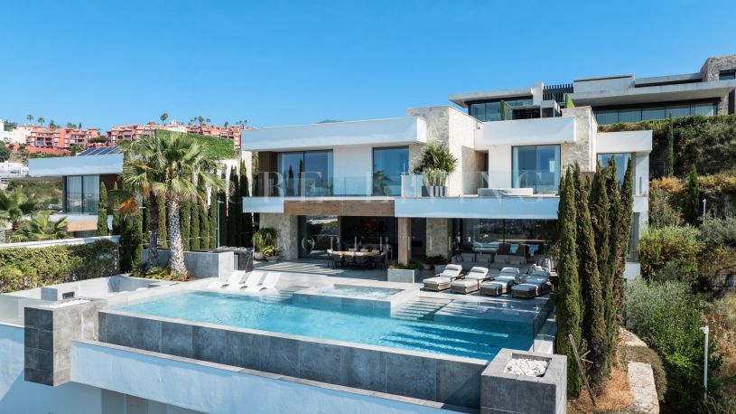 Villa Mare – Contemporary Luxury Villa in El Herrojo, Benahavís