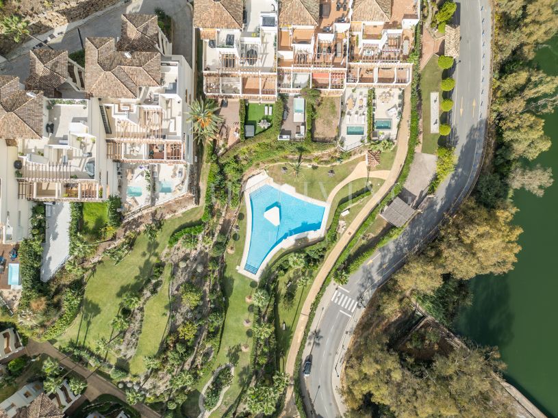 Fully Renovated 3-Bedroom Apartment with Panoramic Sea Views in Palacetes Los Belvederes