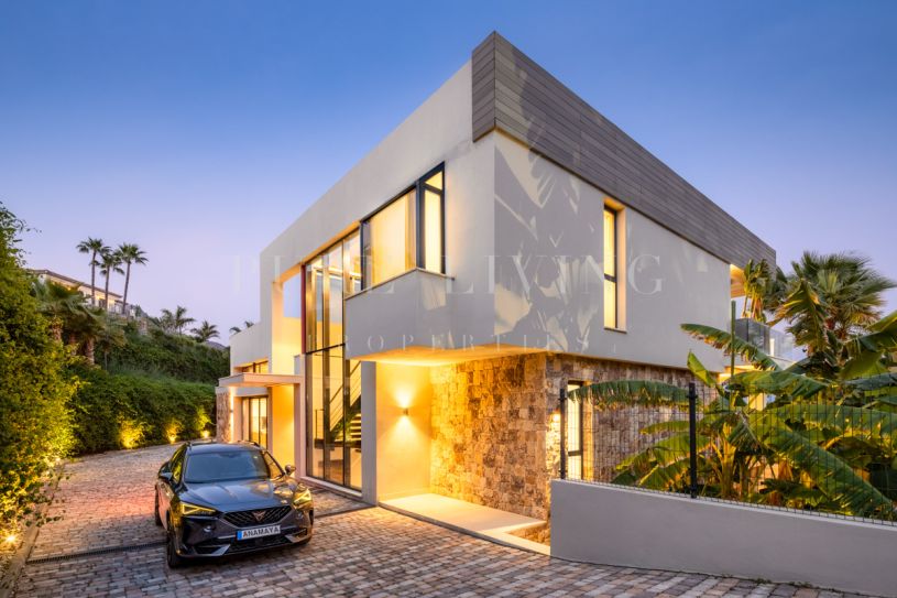 Anamaya 3 – Luxury Contemporary Villa in Nueva Andalucía, Marbella