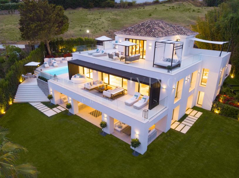 Contemporary Villa in Nueva Andalucía’s Golf Valley