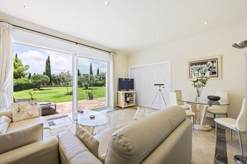 Spacious one bedroom apartment in Los Flamingos