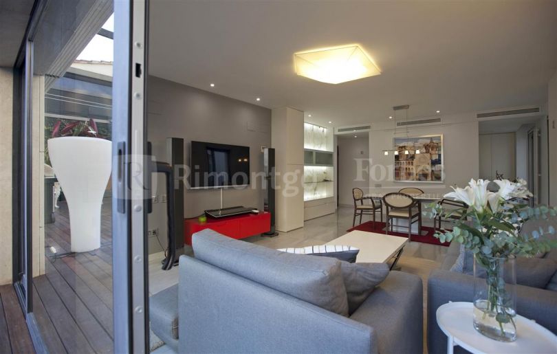 Penthouse with terrace and views in Xerea, Valencia.