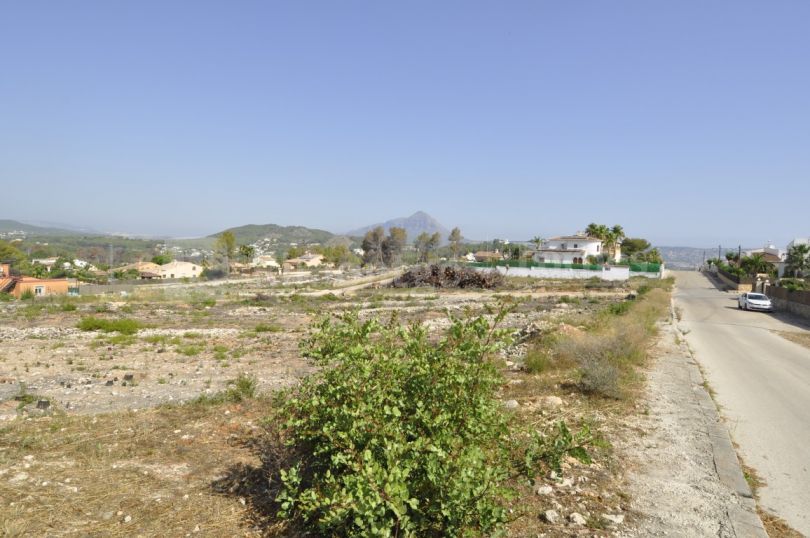 Grundstück auf flachem Land in Jávea.
