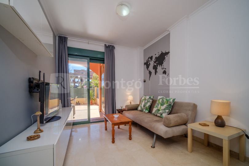 Cosy ground floor flat with spacious terrace in the Port, Jávea, Alicante