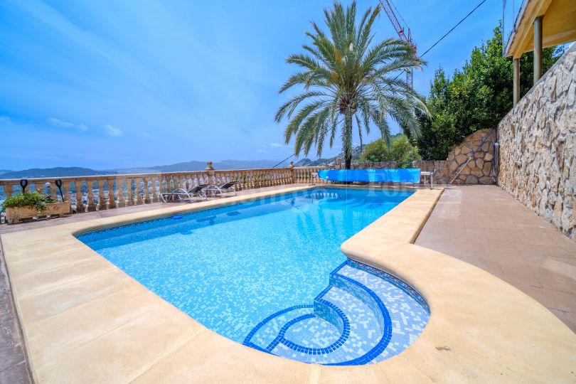 Luxury villa with sea views in La Corona, Javea.