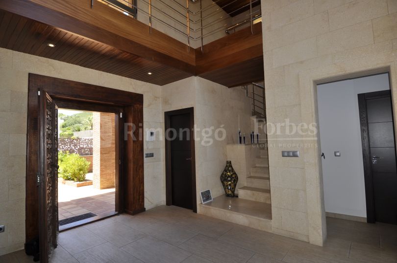 Spacious villa with panoramic views in Puerta Fenicia, Jávea (Alicante)