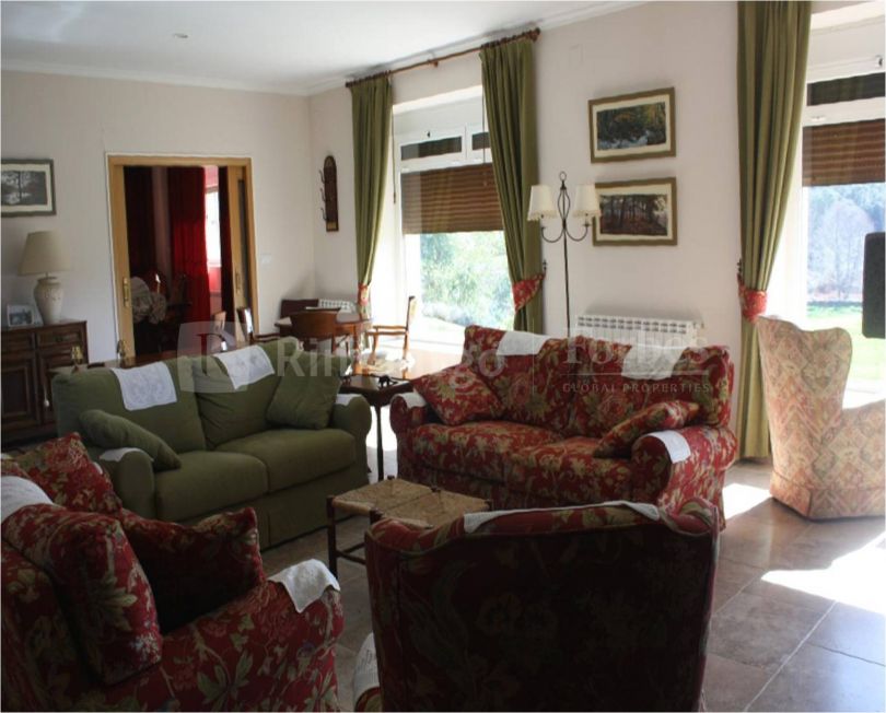Exclusive country estate surrounded by nature in Cáceres, Extremadura.