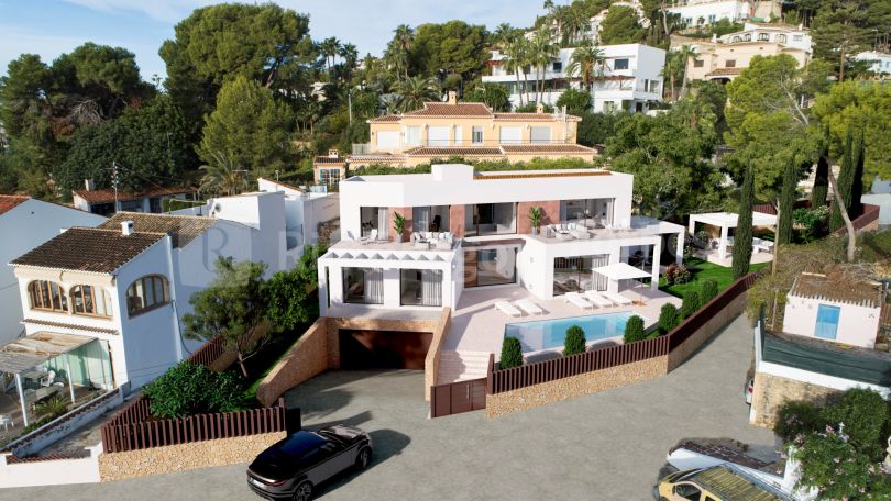 Villa with panoramic views of the Port in Jávea for sale.