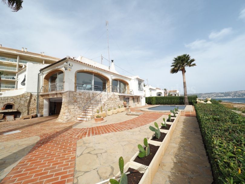 Haus mit Terrasse und Pool im zweiten Berg, Javea.