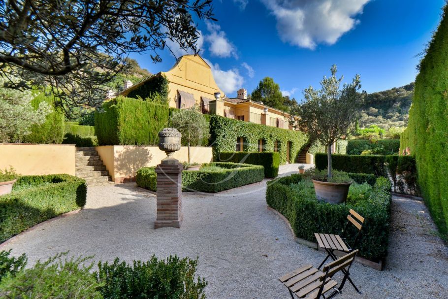 Magnificent country estate with vineyard, Ronda