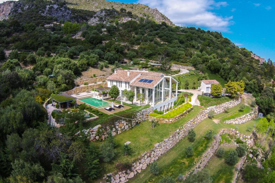 Large contemporary country estate with stunning sea views, Gaucin