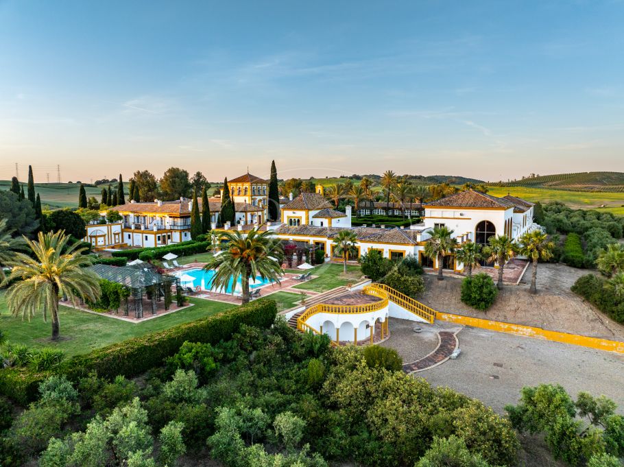 Palacial Country Estate in Andalusia, Seville